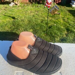 Ozark Trail Slippers Mens Black Puffer Slip On Round Toe Slippers Size 7